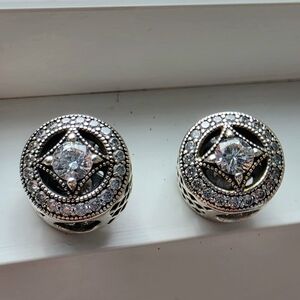 Pandora Vintage Allure charm